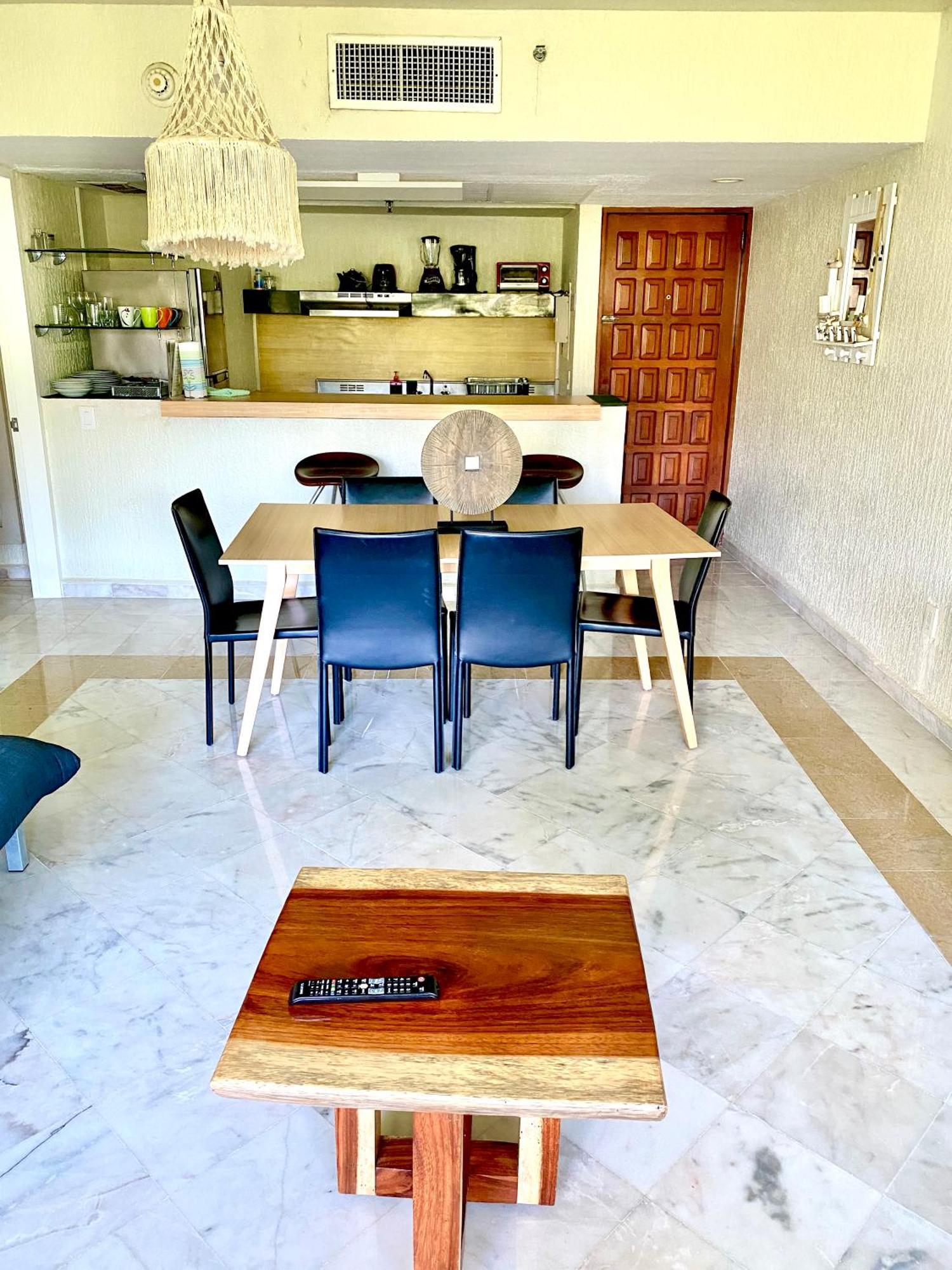 Condo In Ocean Front Resort カンクン 部屋 写真
