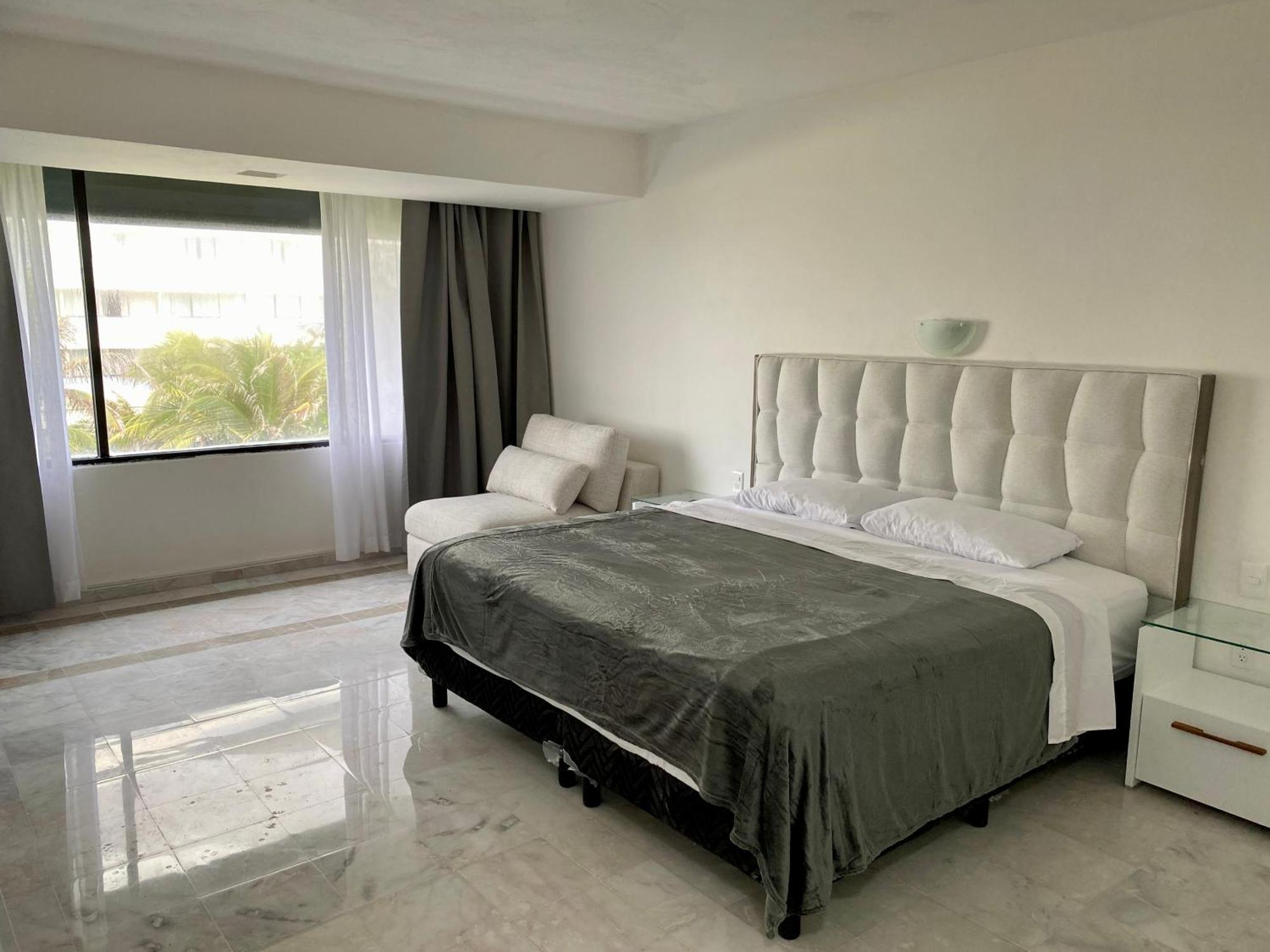Condo In Ocean Front Resort カンクン 部屋 写真